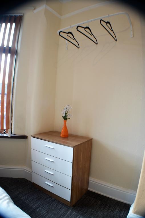 Birchfields Guest House Manchester Esterno foto
