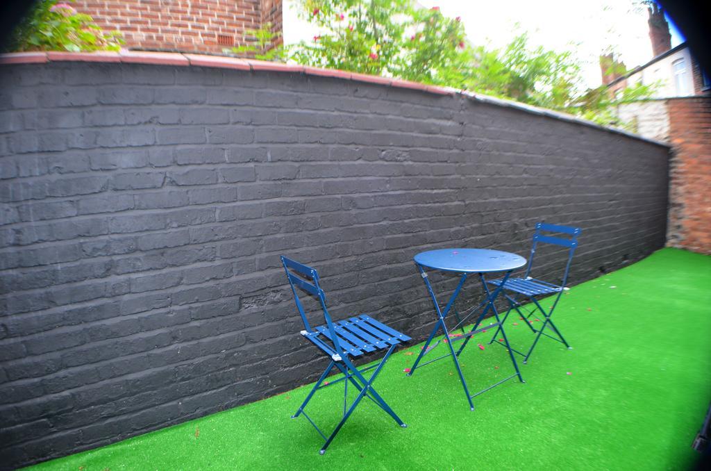 Birchfields Guest House Manchester Esterno foto