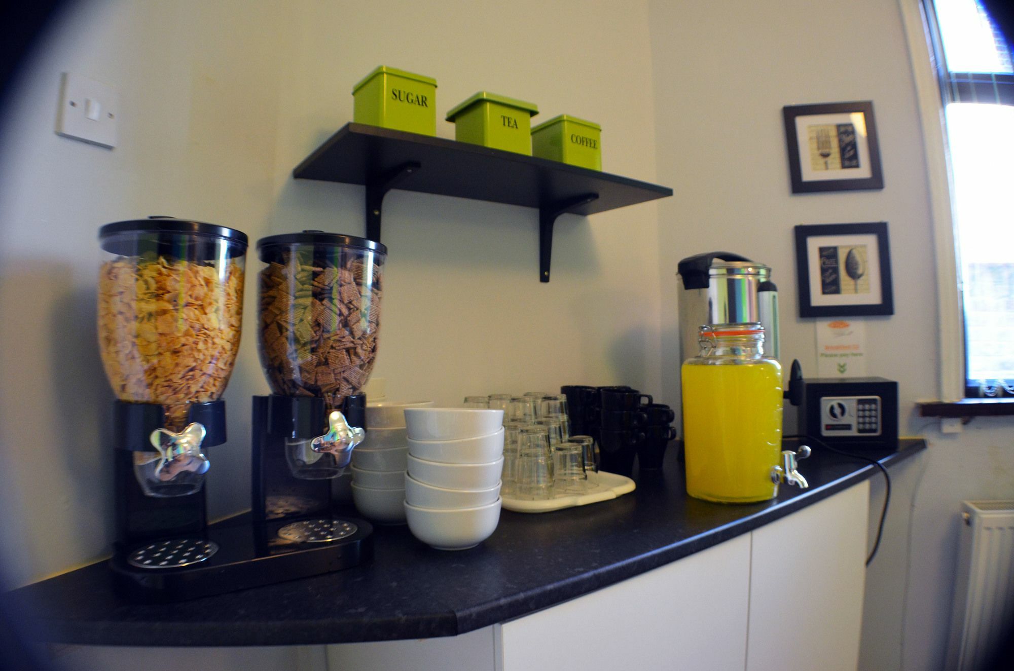 Birchfields Guest House Manchester Esterno foto